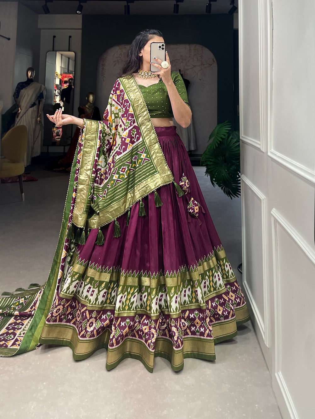 Presenting a perfectly blended Tussar silk lehenga for festive season to charm your look!