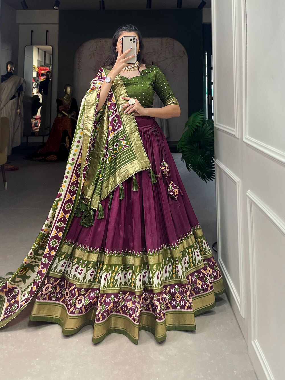 Presenting a perfectly blended Tussar silk lehenga for festive season to charm your look!