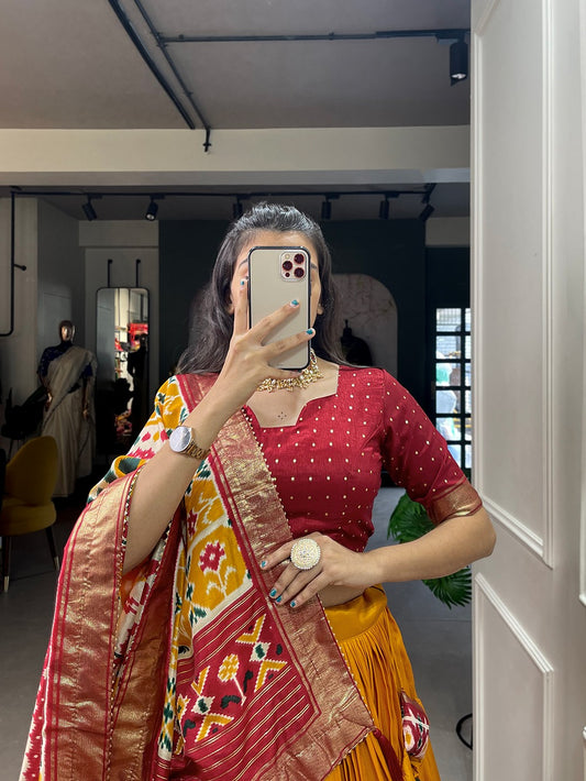 Presenting a perfectly blended Tussar silk lehenga for festive season to charm your look!✨