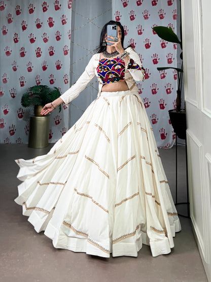 Complete Ethnic Look with Floral Print Tusser Silk Lehenga and Tassels (Copy)